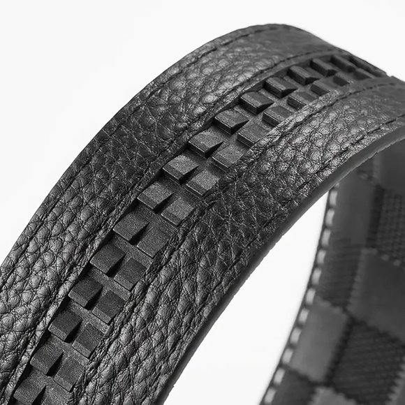Men's Business Casual Leather Belt with Automatic Buckle and Checkerboard Detail - Picture 6 of 6